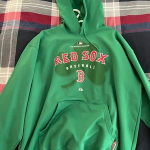 Red Sox - Majestic Performance Sweatshirt (XL)